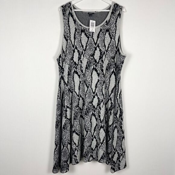 NWT Torrid Knit Sweater Dress Size 4X Sleeveless Rayon Gray Snakeskin Print - Picture 2 of 8